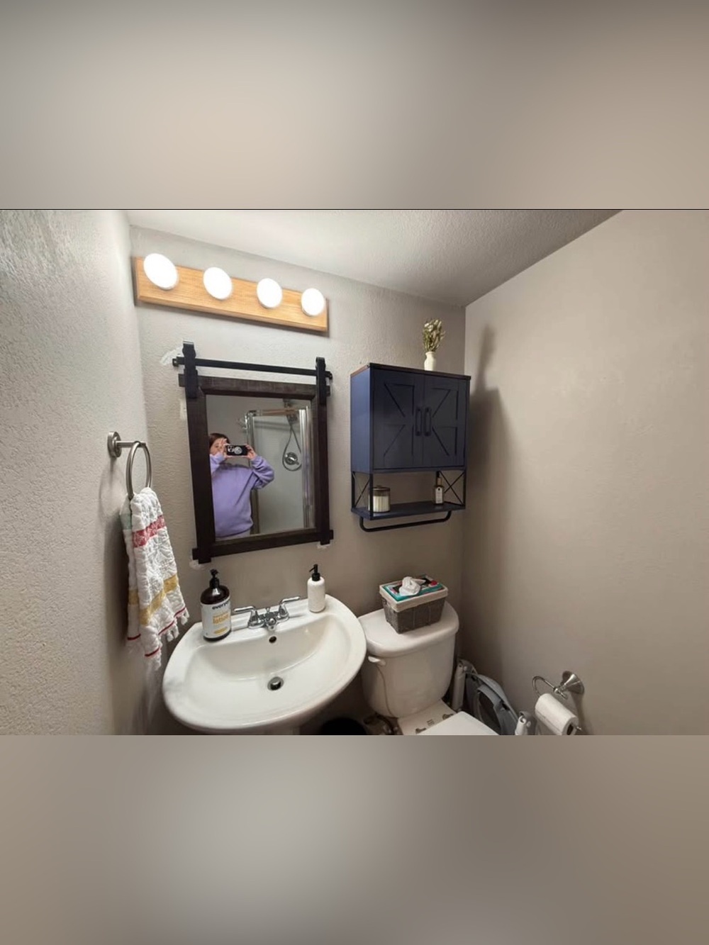 Rustic Farmhouse Barn Door Mirror 22x30 Cedar Wood Frame Bathroom Vanity - Picture 6 of 10